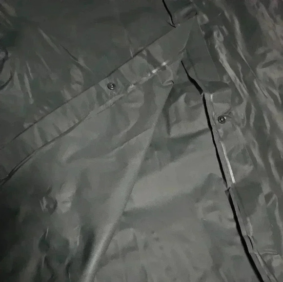 Coleman Rain Poncho - Picture 2 of 6